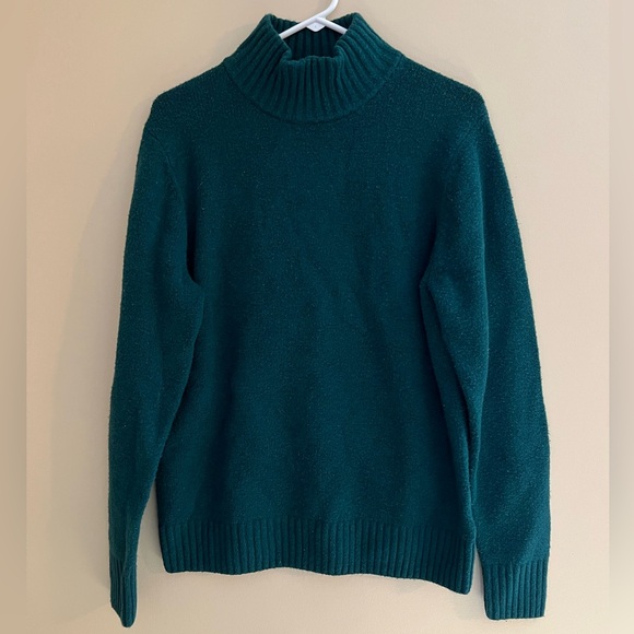 Men’s Amazon Essentials Turtleneck Sweater - Picture 1 of 4